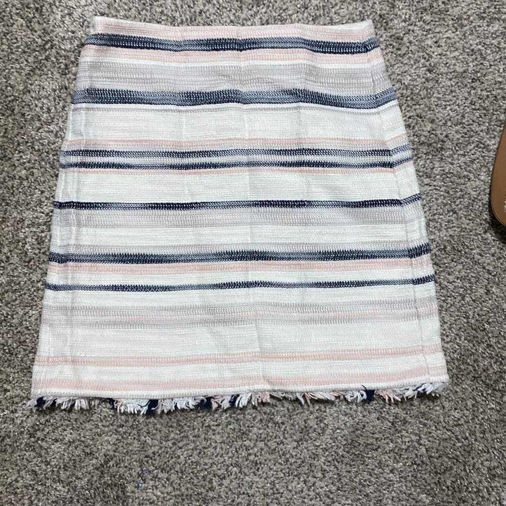 Size 2 Loft skirt